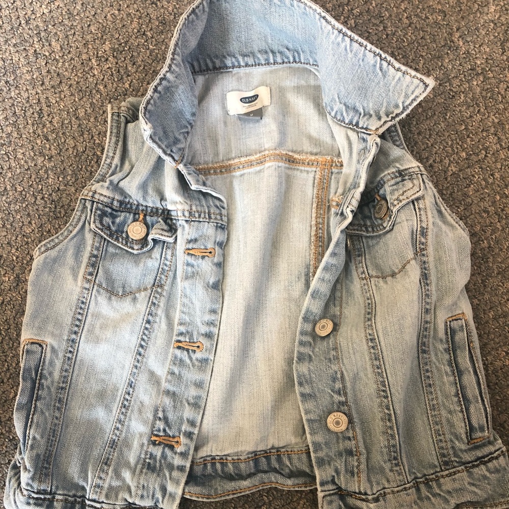 Old Navy Girls Denim Vest used but good condition